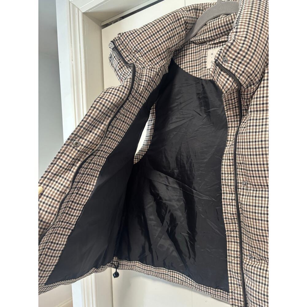 A New Day Women’s Plaid Puffer Vest Beige Brown Black Quilted Snap Zip Jacket - Picture 5 of 9